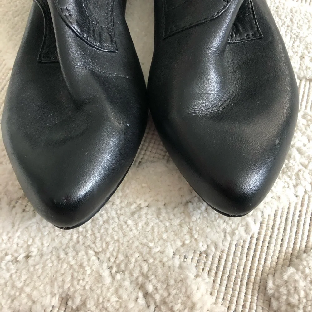 Nine West Black Leather Ankle Booties with Gold Hardware